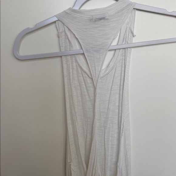 Womens White twisted Racerback Tank Top - Picture 2 of 2